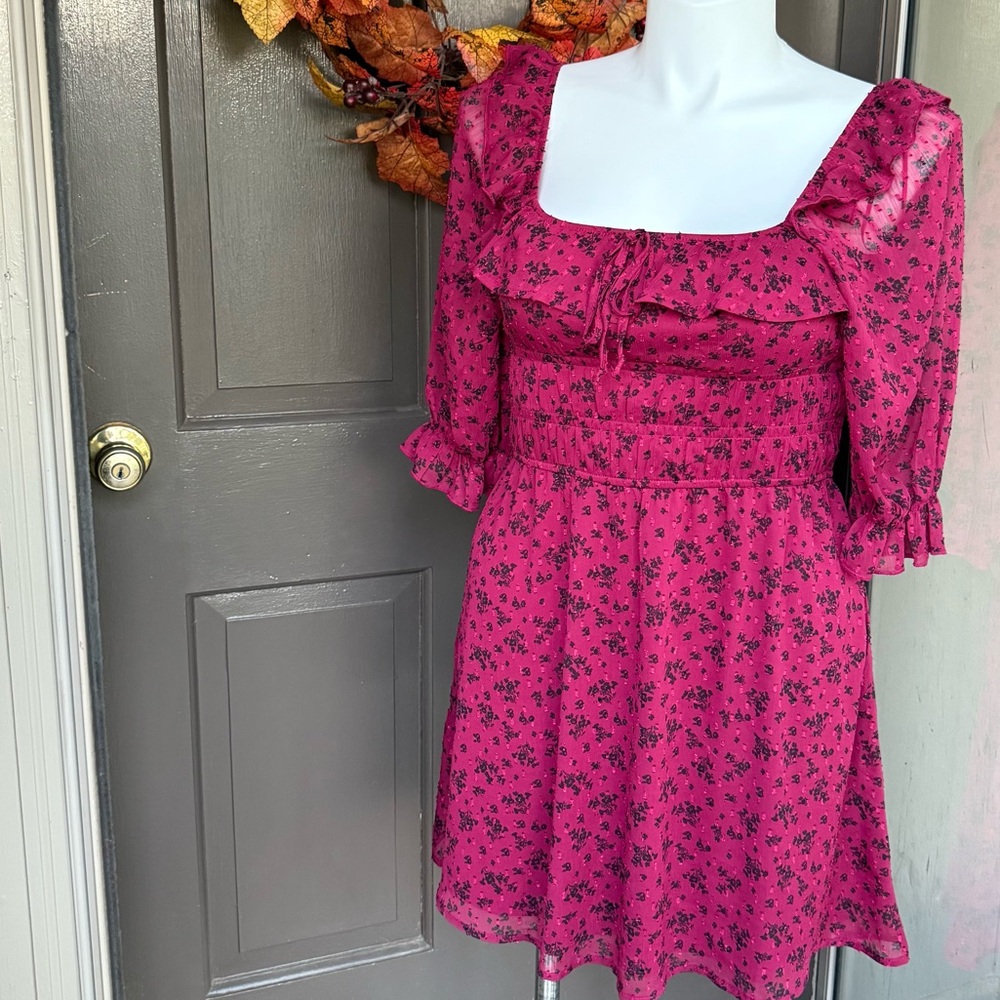 Peasant bodice Long Sleeve Floral Dress in Red and Black